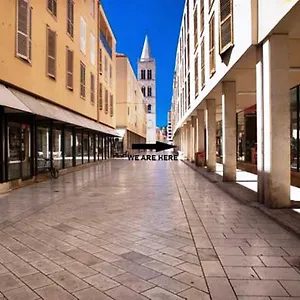  Apartment Center