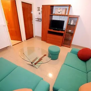  Apartment Andrea